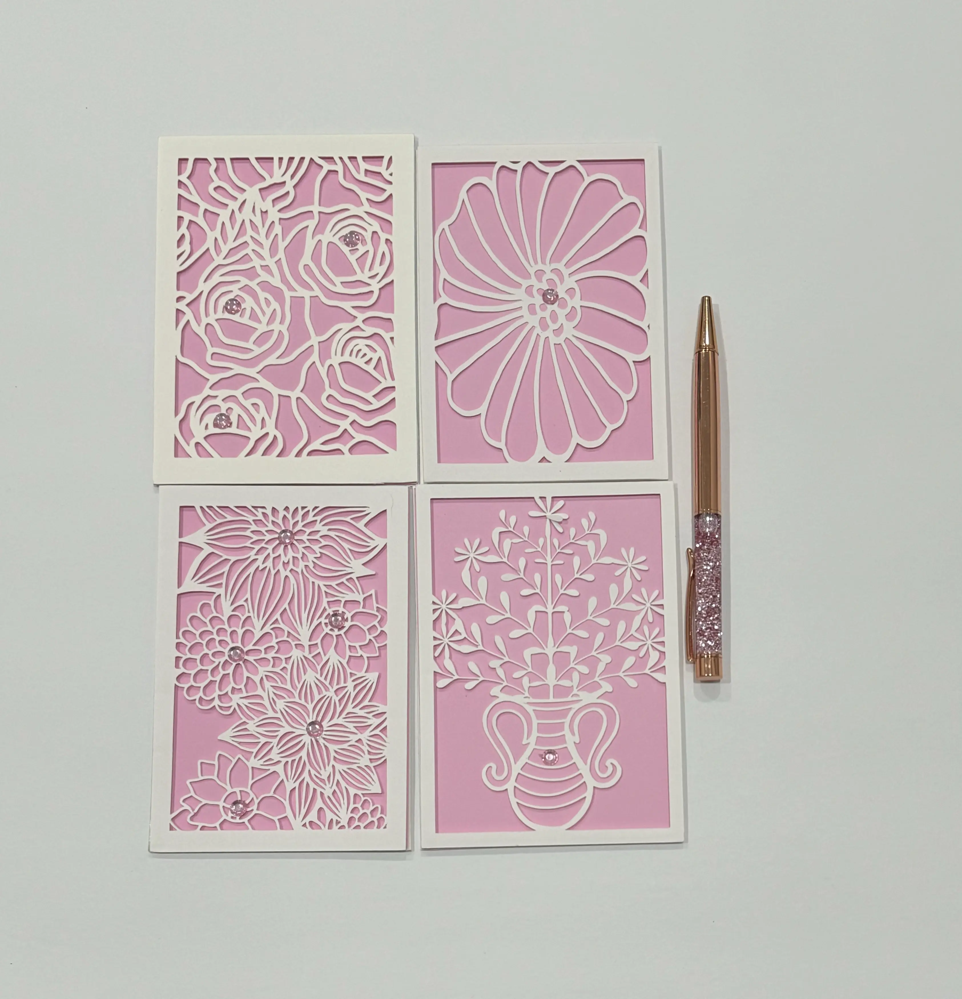 Floral Pattern Set of 4 Cards (Pink)